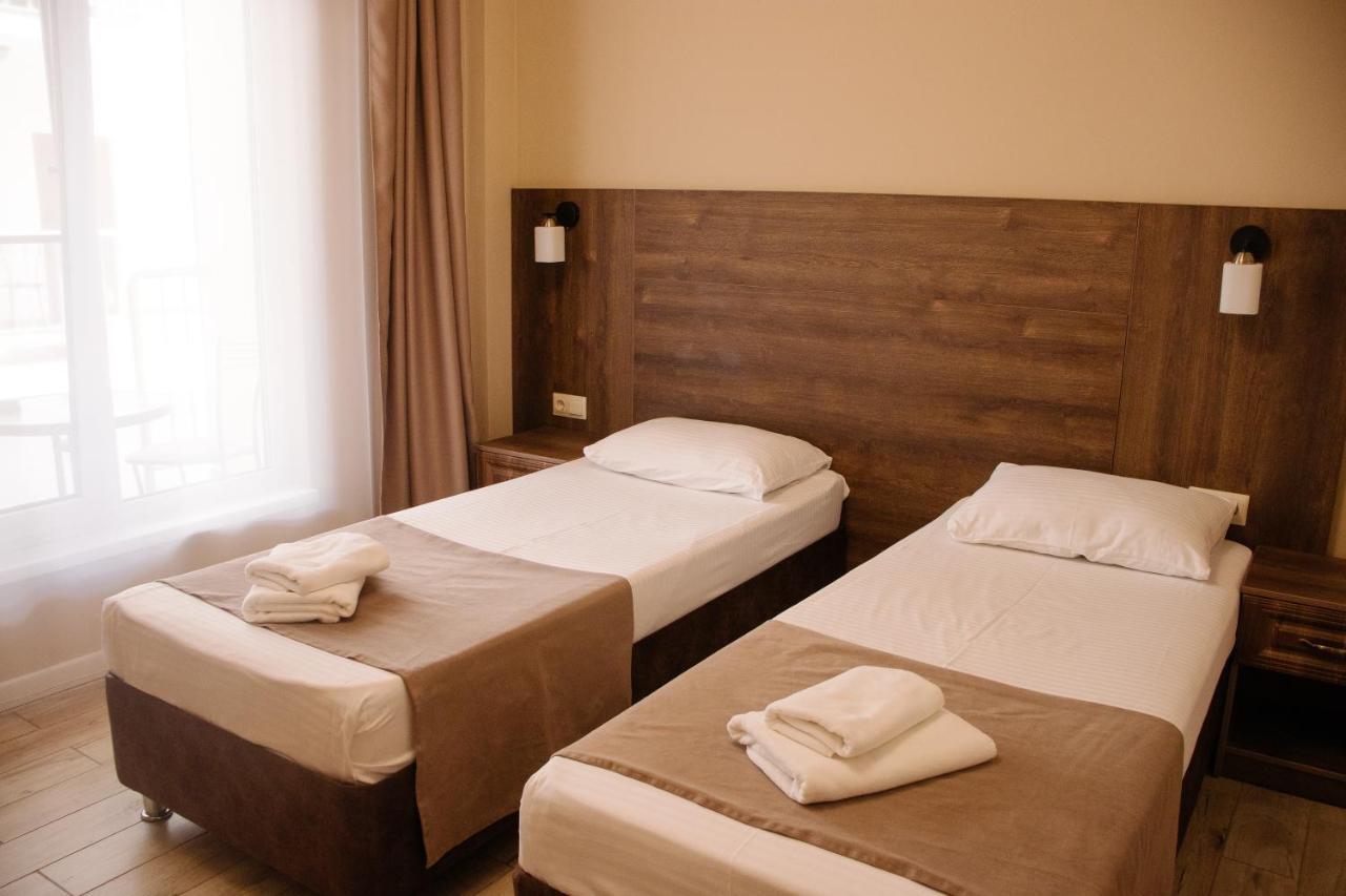 Hotel Talion, Pitsunda Lidzava 外观 照片