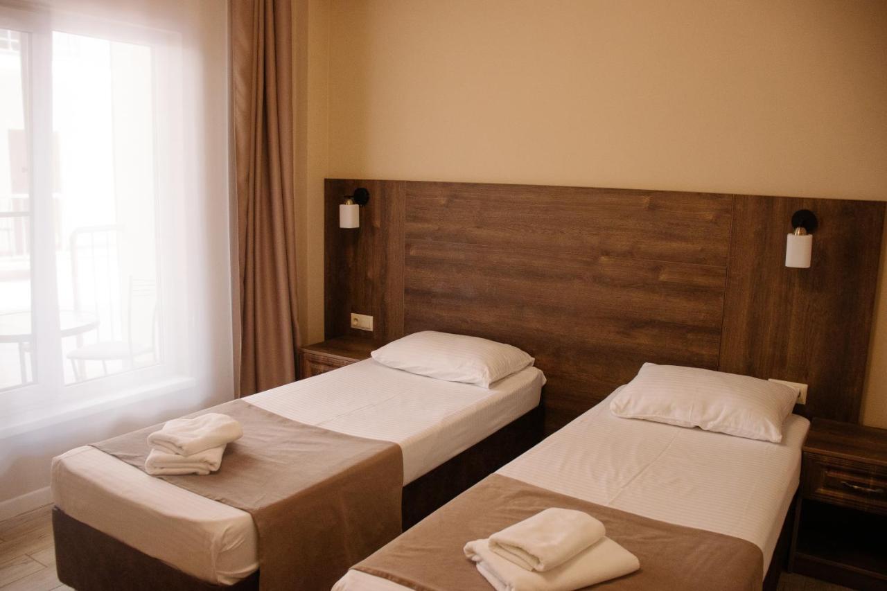 Hotel Talion, Pitsunda Lidzava 外观 照片